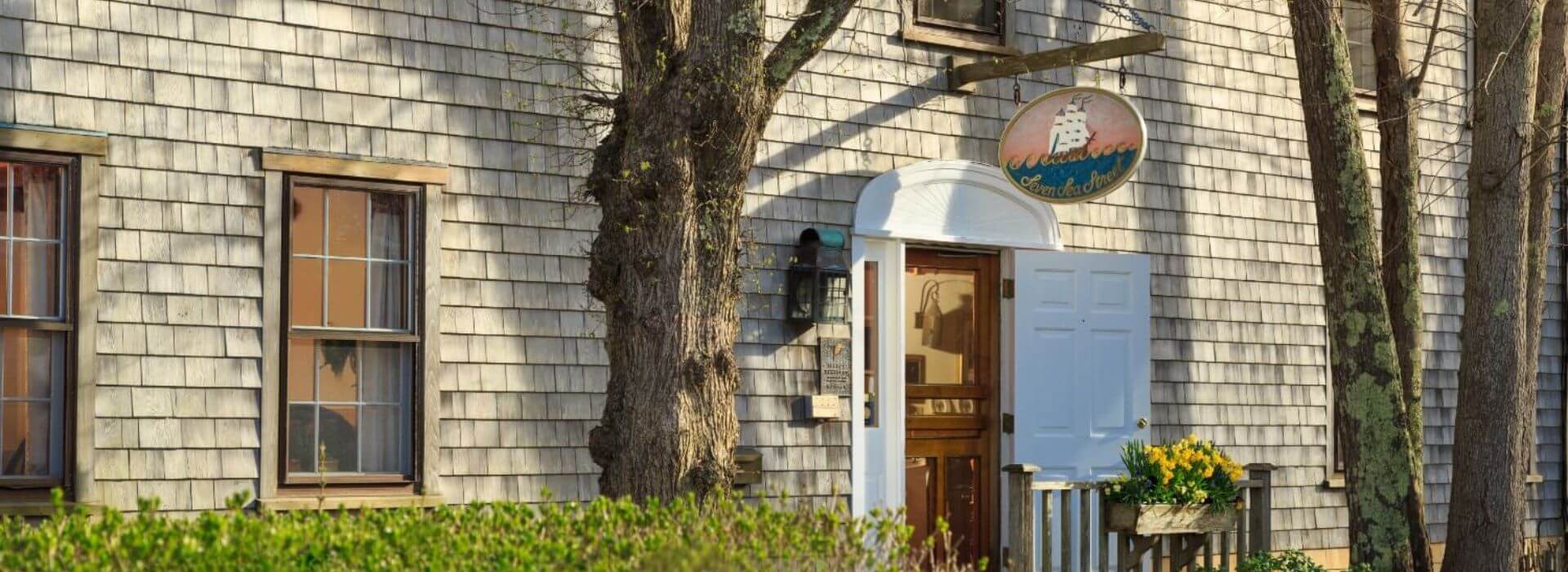Exterior of Seven Sea Street Inn in Nantucket's historic district