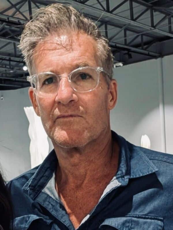 charles dundee resident manager at seven sea street inn